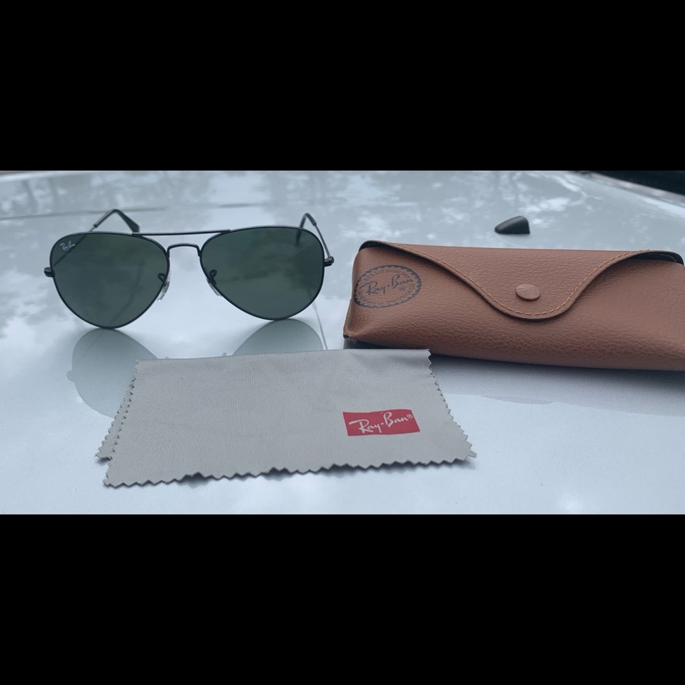 Ray-Ban Polarized Aviator Sunglasses